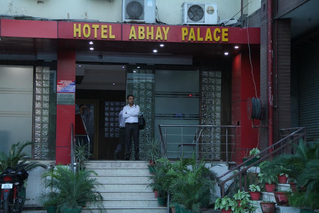 Hotel Abhay Palace Ghaziabad Exteriör bild